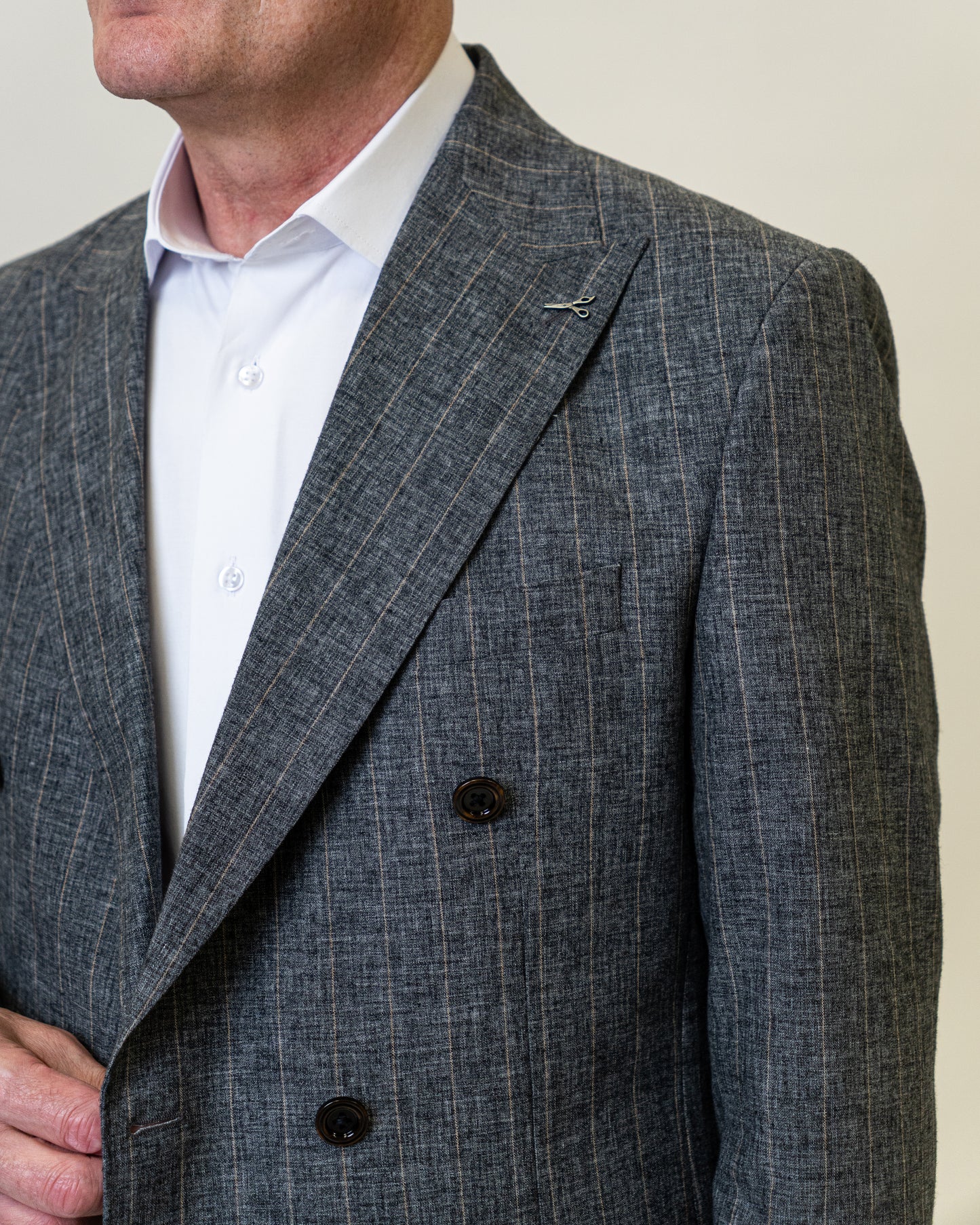 The Ventoligné Light Grey Linen