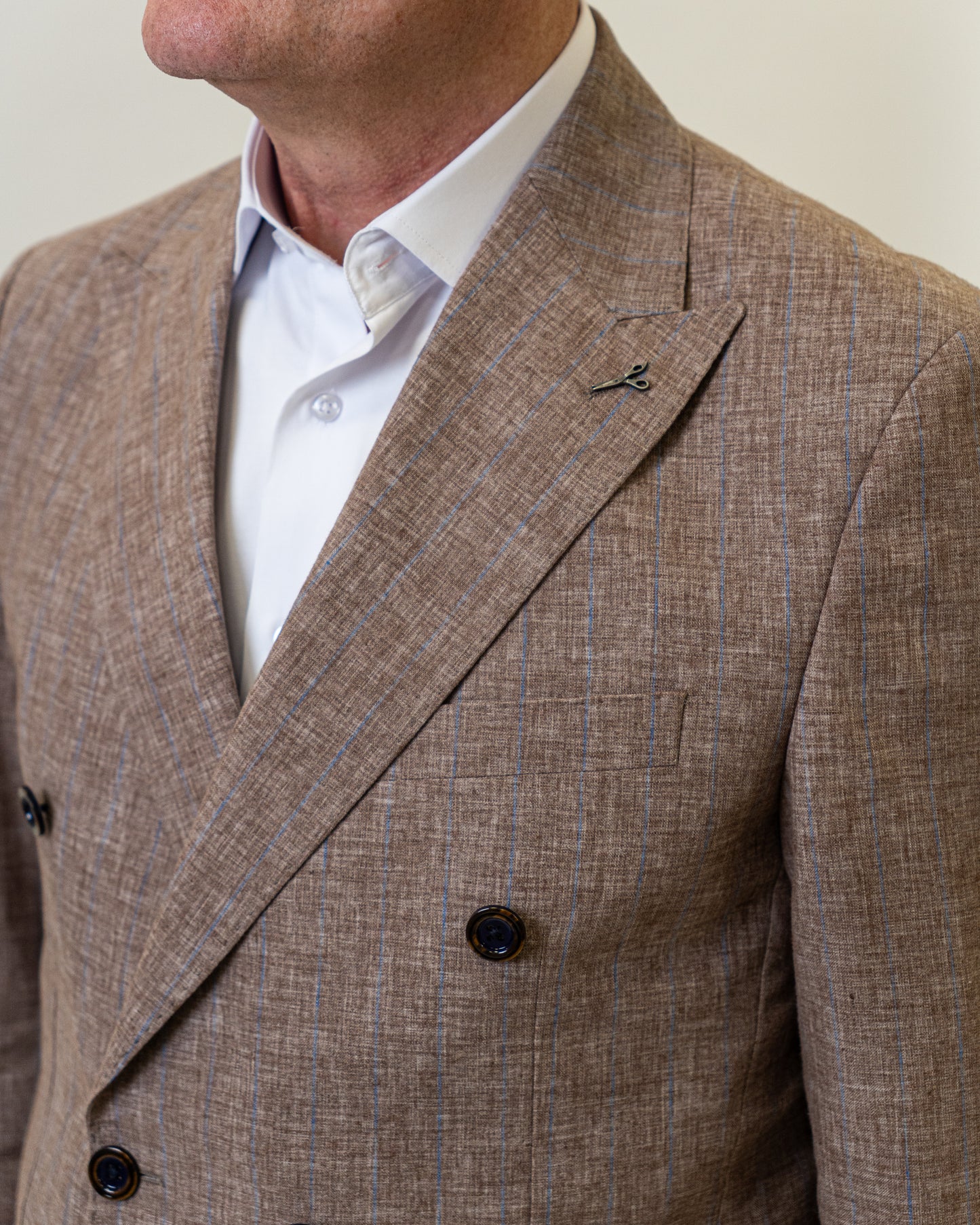The Ventoligné Light Brown Linen