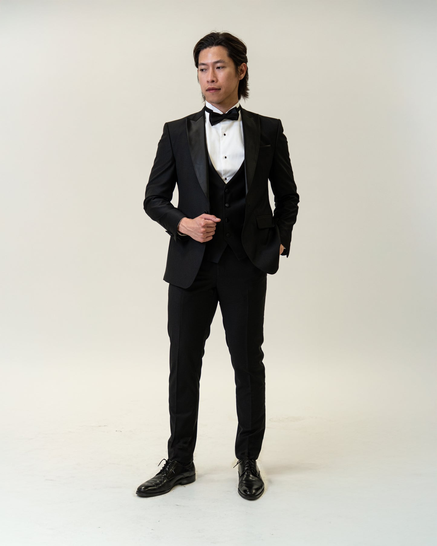The Regent Black - Peak Lapel
